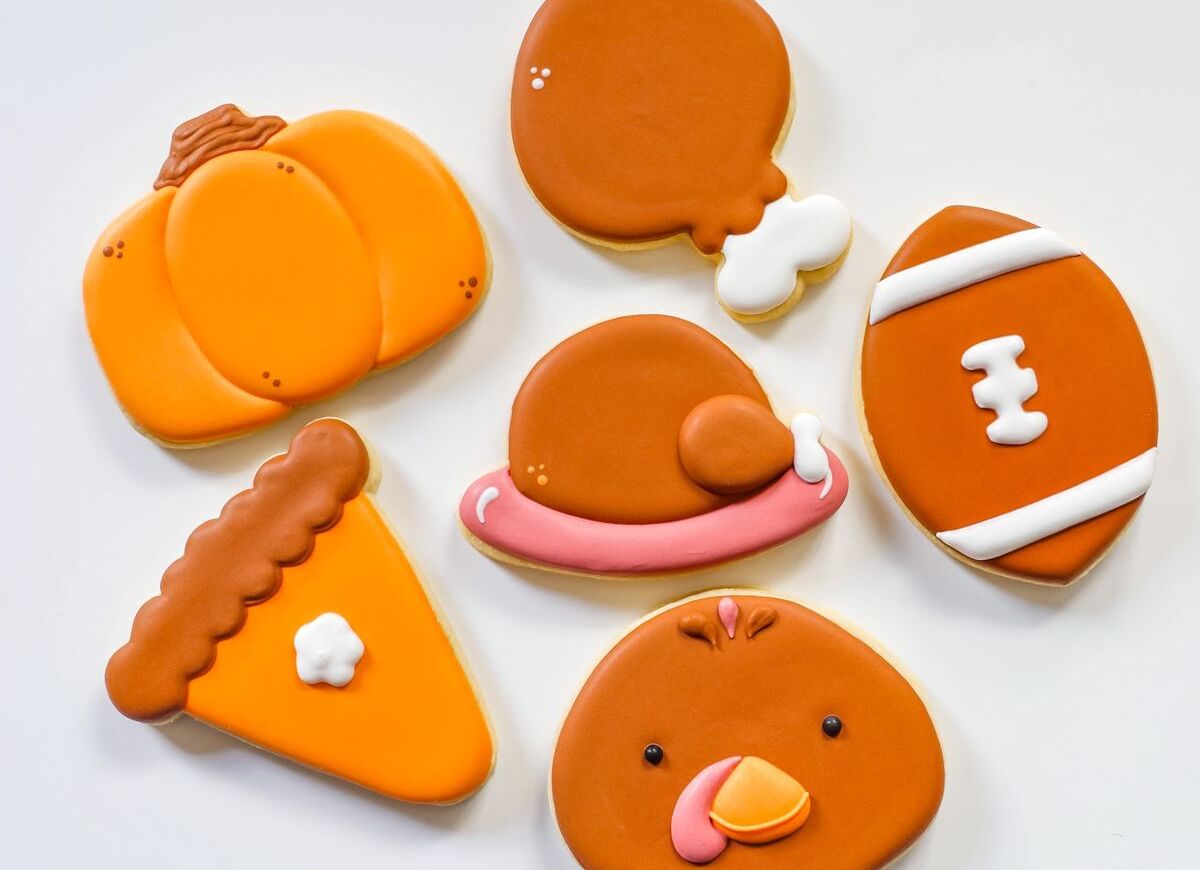 Learn to Decorate Cookies This Thanksgiving at Local Tap